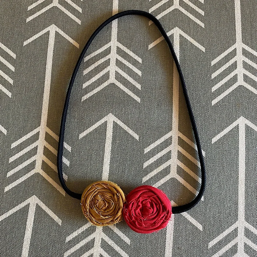 Rosette Red & Gold 8.5” Black Stretchy Headband